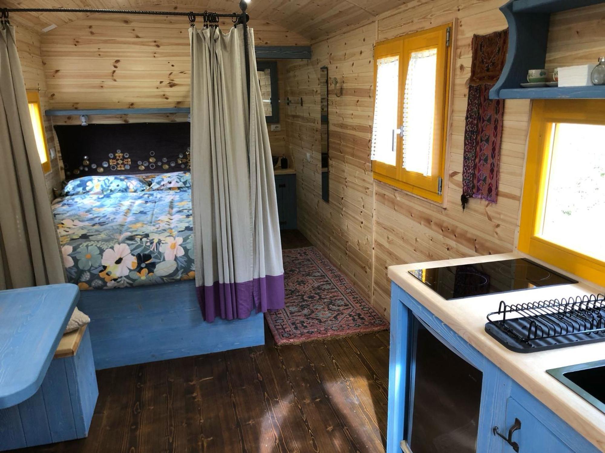Agriturismo La Rovere - I Carrozzoni Gitani Cossano Belbo Dış mekan fotoğraf
