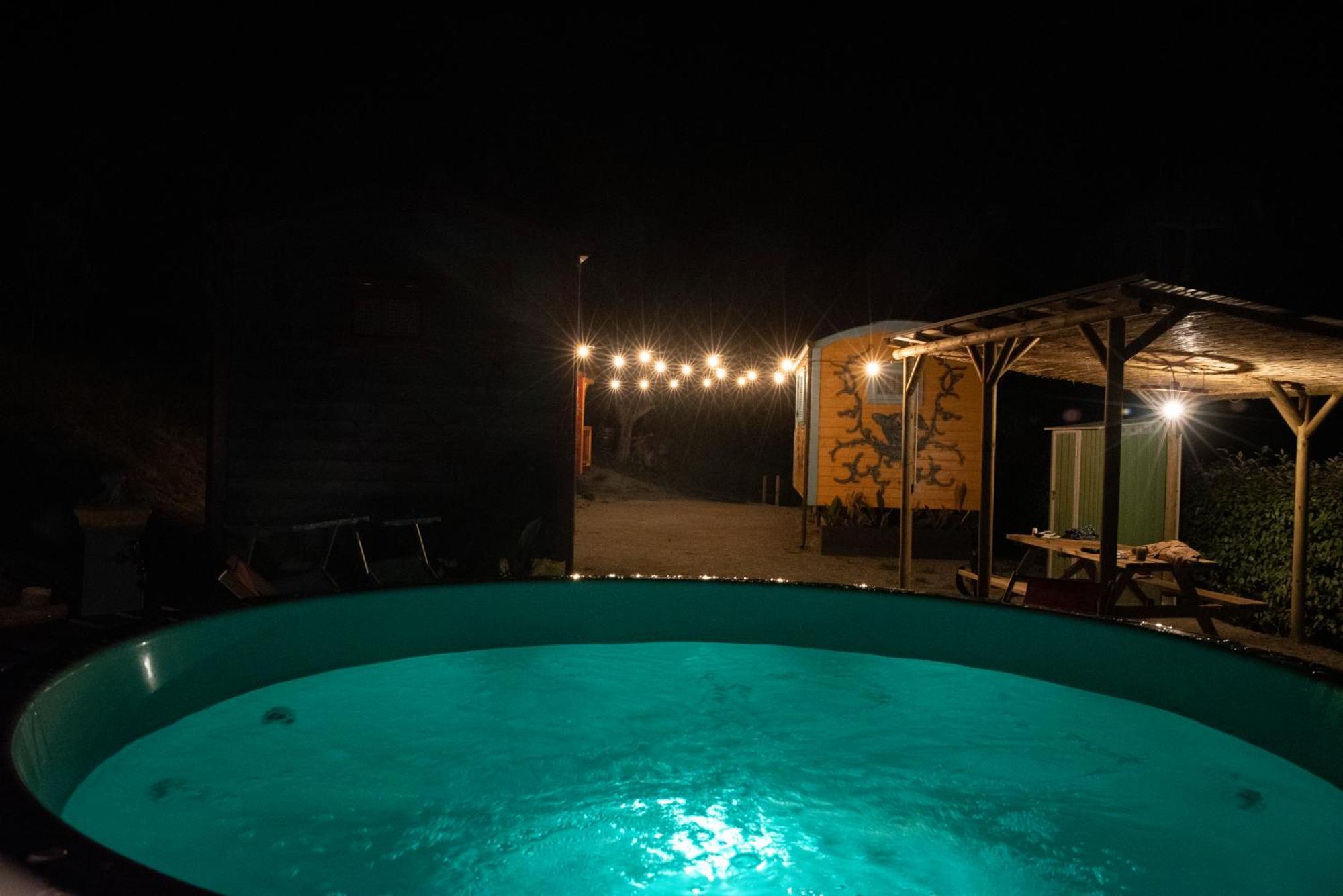 Agriturismo La Rovere - I Carrozzoni Gitani Cossano Belbo Dış mekan fotoğraf